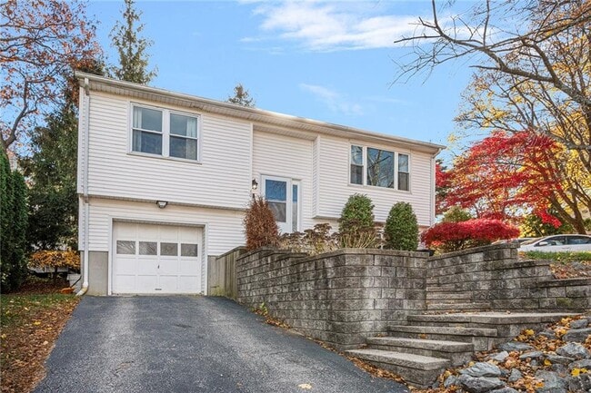 40 Paolino St in Johnston, RI - Building Photo - Building Photo