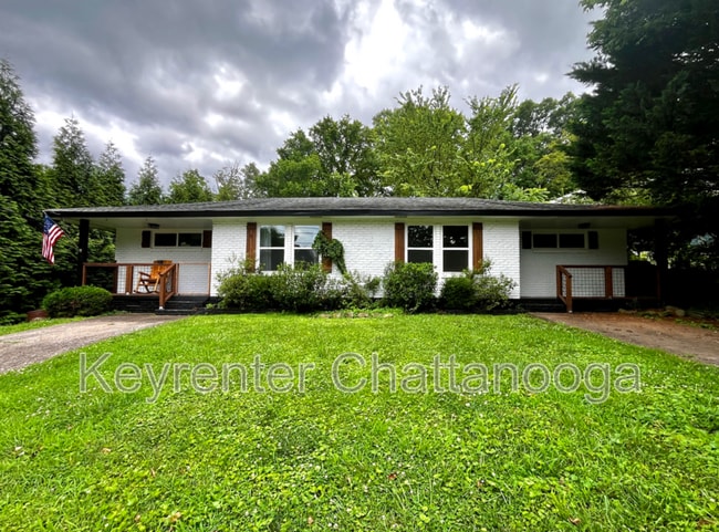 property at 904 Tremont St