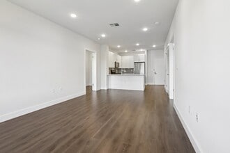 Waldwick Station in Waldwick, NJ - Building Photo - Building Photo