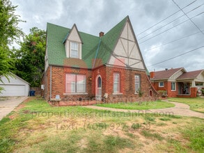 1712 N Pennsylvania Ave in Oklahoma City, OK - Building Photo - Building Photo