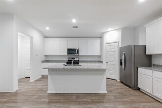 7418 Elm Lndg Ln in Richmond, TX - Building Photo - Building Photo