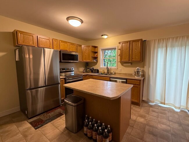 1434 Ohio St, Unit 46 in Bangor, ME - Building Photo - Building Photo