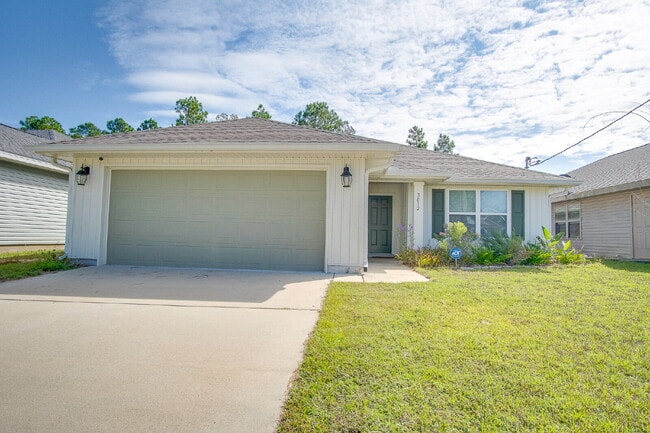 3012 N 33rd Ave in Milton, FL - Building Photo - Building Photo