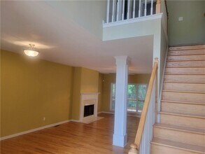 5555 Holly Springs Dr in Douglasville, GA - Building Photo - Building Photo