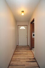 17681 Mardee Ave in Lake Oswego, OR - Building Photo - Building Photo