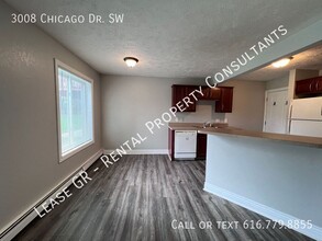 3008 Chicago Dr SW in Grandville, MI - Building Photo - Building Photo