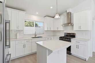 28 Amesti Rd in Watsonville, CA - Building Photo - Building Photo