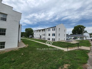 Washington Square Apartments in Crawfordsville, IN - Foto de edificio - Interior Photo