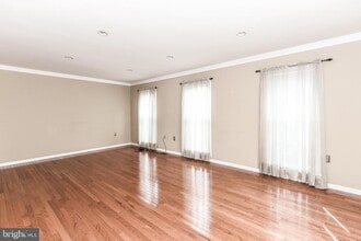 3801 Grand Jct Ct in Fairfax, VA - Building Photo - Building Photo