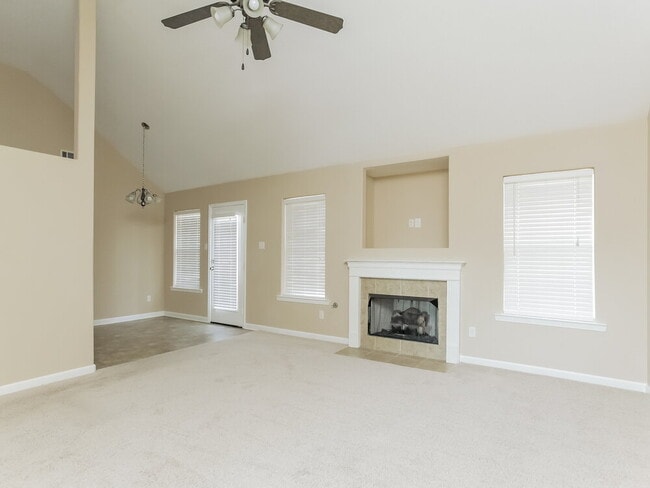 35 Willow Crest Dr in Oakland, TN - Building Photo - Building Photo