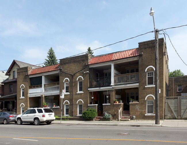 187-195 Annette St in Toronto, ON - Building Photo - Primary Photo