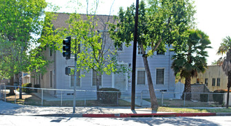 1330 Raymond Ave Apartments