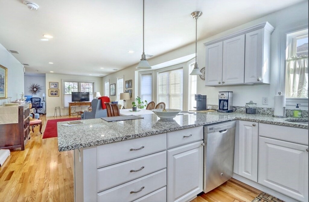 32 Lagrange St in Boston, MA - Building Photo