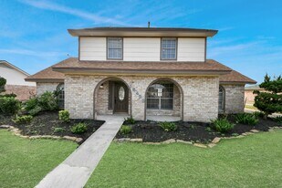 15423 Ridingwood Dr in Missouri City, TX - Building Photo