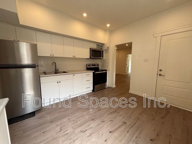 property at 26 Cayuga St