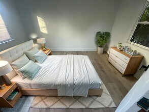 1930 Magnolia Ave in Long Beach, CA - Building Photo - Building Photo