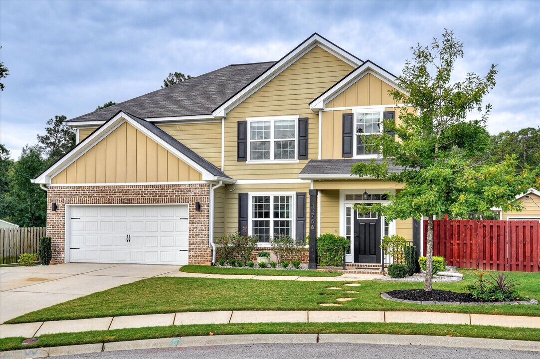 756 Mural Lake Ct in Grovetown, GA - Building Photo