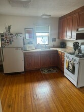 121 Sanford St, Unit UP in Rochester, NY - Building Photo - Building Photo