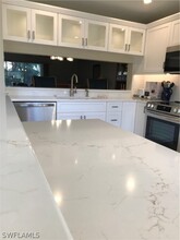3032 Sandpiper Bay Cir in Naples, FL - Building Photo - Building Photo