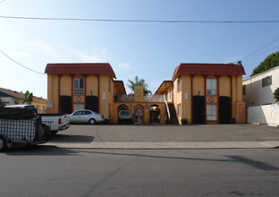 Villas Del Mar in Imperial Beach, CA - Building Photo - Building Photo