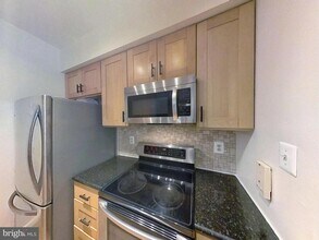 5917 Barbados Pl in Rockville, MD - Building Photo - Building Photo