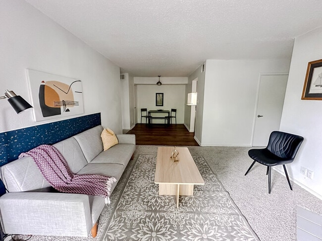 879W58 Austin in Austin, TX - Building Photo - Building Photo