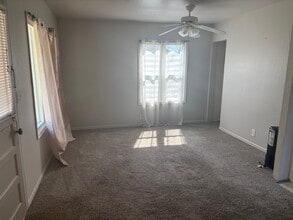 8520 Rosedale St NW in Gig Harbor, WA - Building Photo - Building Photo