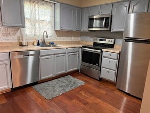 8501 Westover Ct in West Springfield, VA - Building Photo - Building Photo