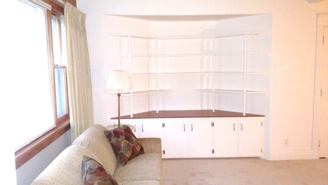 2504 Chili Ave, Unit 2 in Rochester, NY - Building Photo - Building Photo