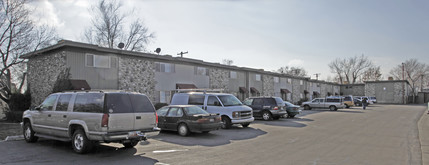 Townhouse Court in Salt Lake City, UT - Building Photo - Building Photo