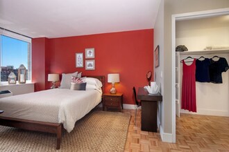 97-45 Queens Blvd in Rego Park, NY - Building Photo - Building Photo
