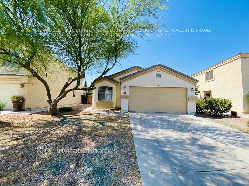 43350 W Arizona Ave in Maricopa, AZ - Building Photo