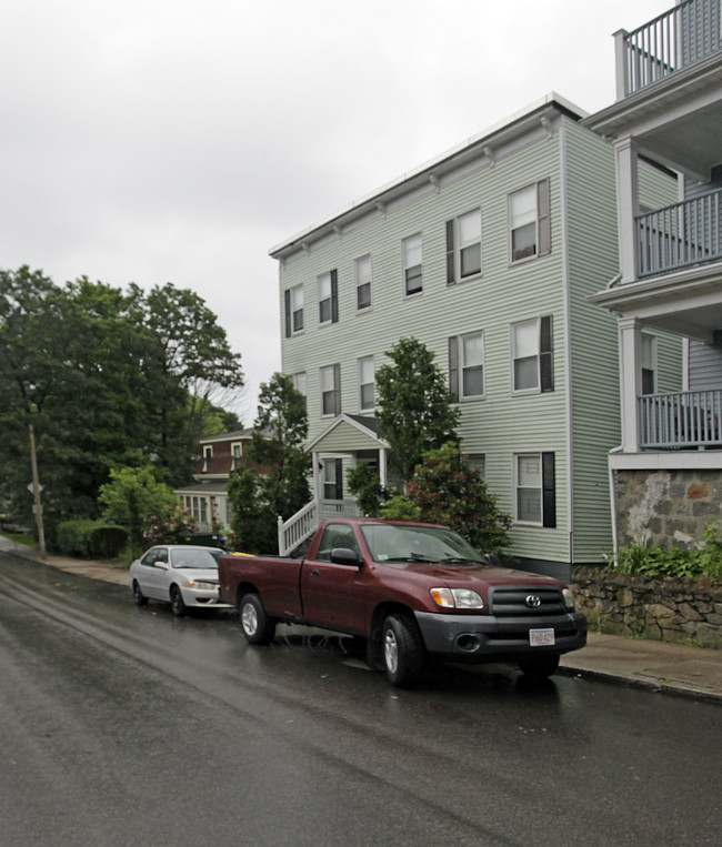 46 Fuller St in Boston, MA - Foto de edificio - Building Photo