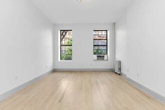 406 W 48th St in New York, NY - Building Photo - Building Photo