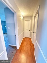 10002 Oakton Terrace Rd in Oakton, VA - Building Photo - Building Photo