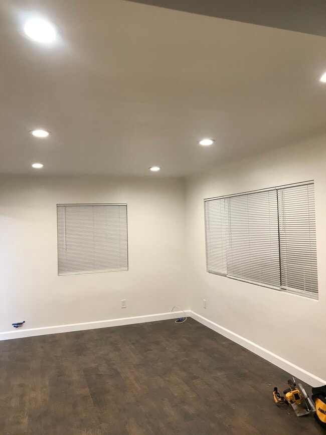 property at 3209 W 153rd St