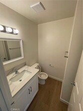 621 N Kenwood St, Unit 4 in Glendale, CA - Building Photo - Building Photo