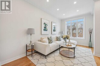 255 Shaftsbury Ave in Richmond Hill, ON - Building Photo - Building Photo