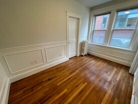 29 Worthington St, Unit 3 in Roxbury Crossing, MA - Building Photo