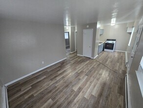 1456 Lebanon St-Unit -1456-B in Toledo, OH - Building Photo - Building Photo