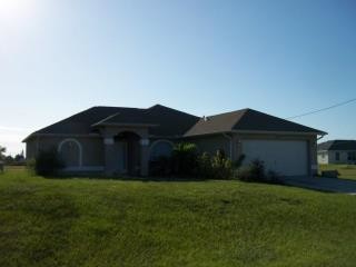 2609 NW 5th Pl in Cape Coral, FL - Building Photo - Building Photo