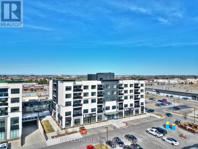 300B-300B Fourth Ave