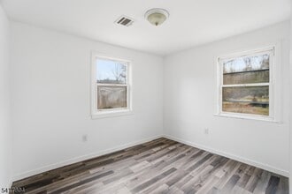 67 Nolans Point Rd in Jefferson, NJ - Building Photo - Building Photo