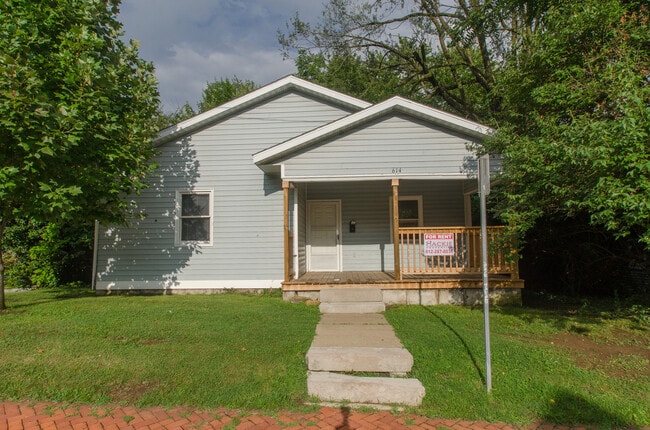 property at 614 N Grant St