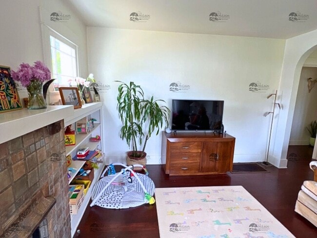 304 N Rios Ave in Solana Beach, CA - Building Photo - Building Photo