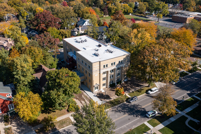 The 1010 on Central in Wilmette, IL - Building Photo - Building Photo