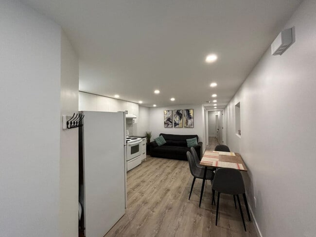 property at 2698 Chem. Bedford