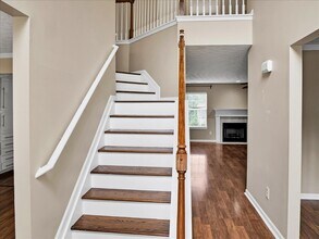 3725 Crescent Walk Ln NE in Suwanee, GA - Building Photo - Building Photo