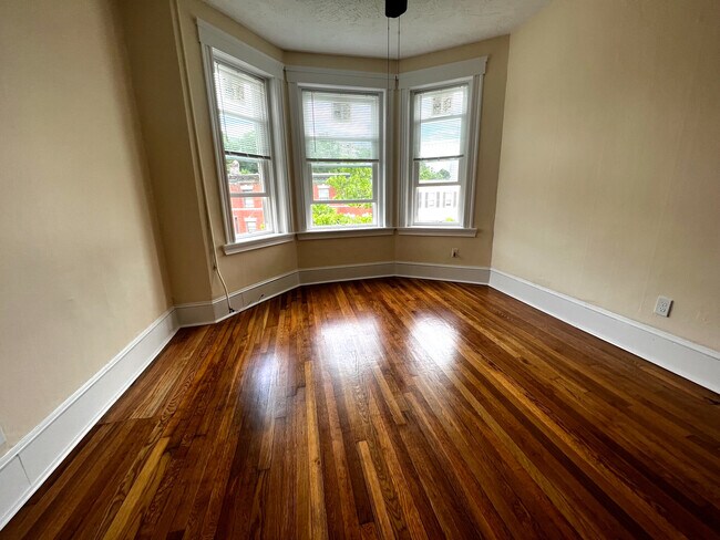 884 Huntington Ave, Unit 5 in Boston, MA - Building Photo - Building Photo