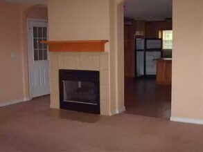 300 Cleese Ct in Bonaire, GA - Building Photo - Building Photo